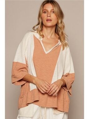 NEW!!! POL Peach & Cream Colorblock V-Neck Tunic, Sz Med